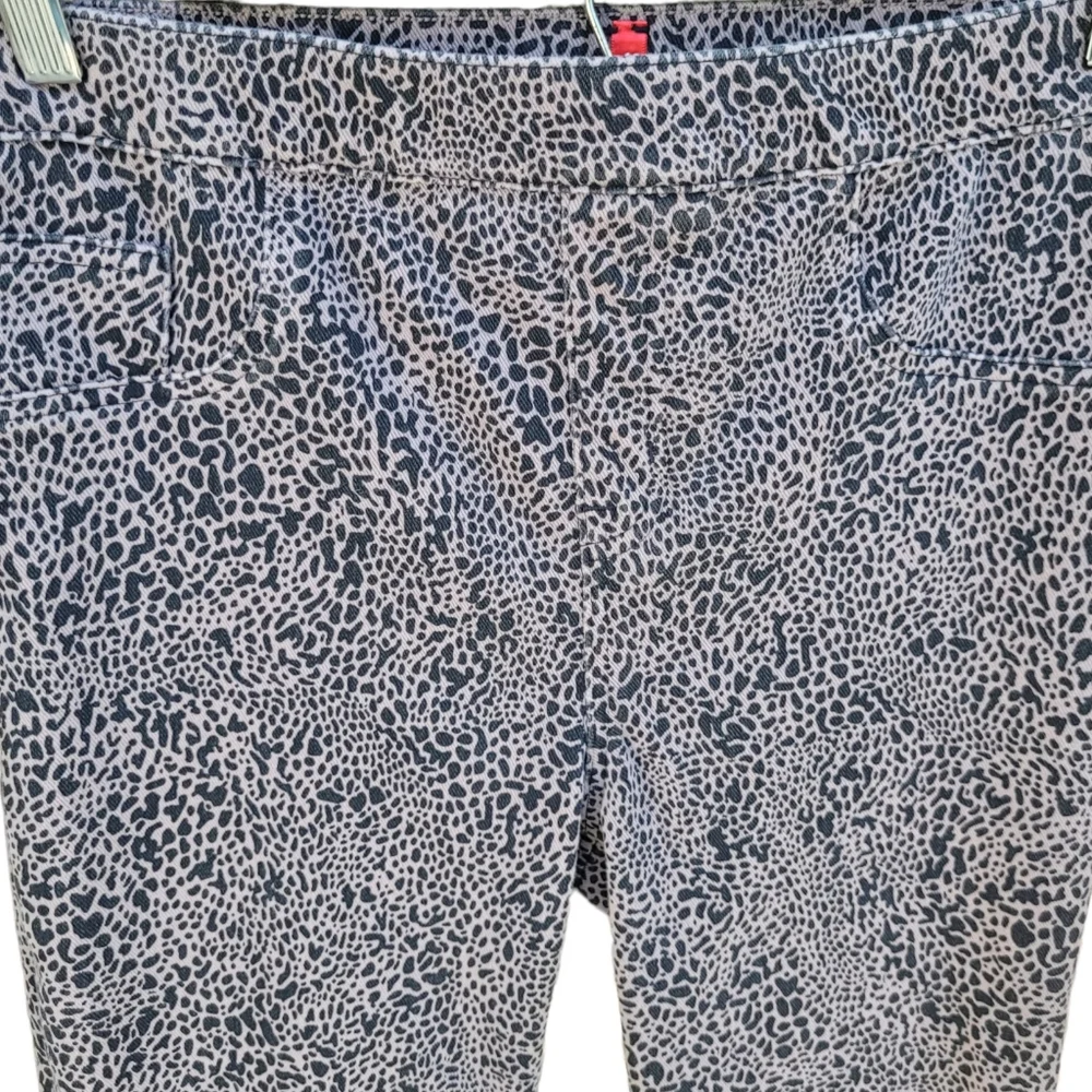 Spanx Jean-ish Ankle Leggings Size L - Picture 5 of 16